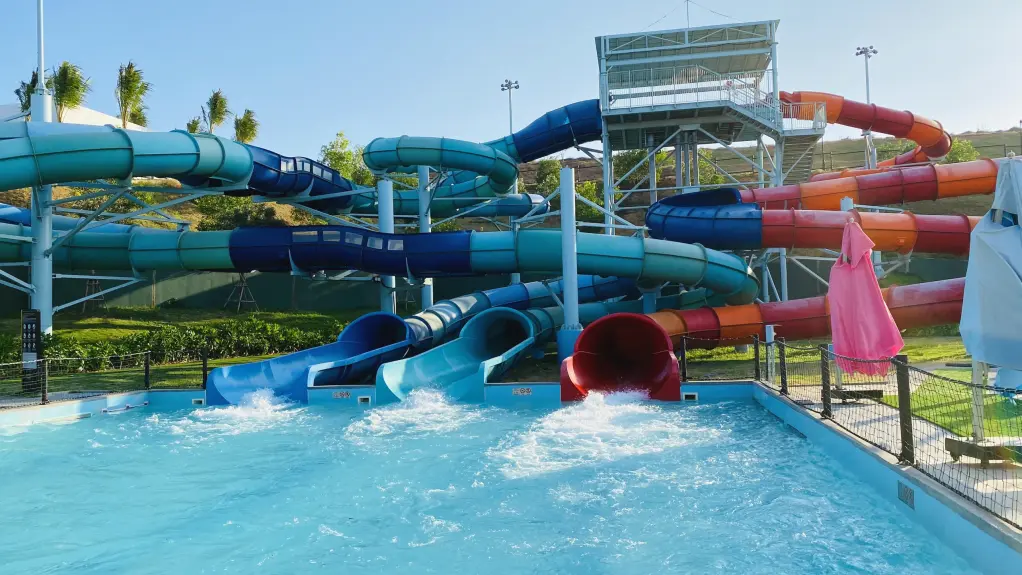 Đường đua cá ngựa Wonderland Water Park