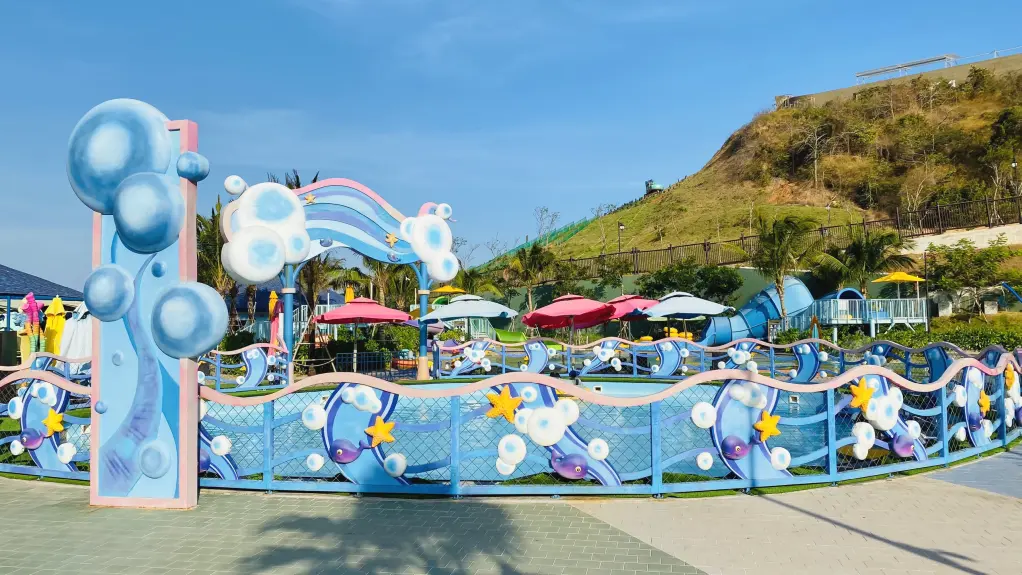 Vượt thác cầu vồng Wonderland Water Park